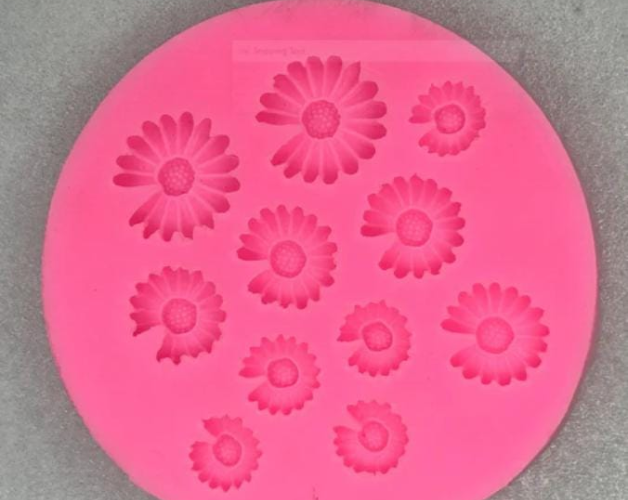 11 Cavity Daisy